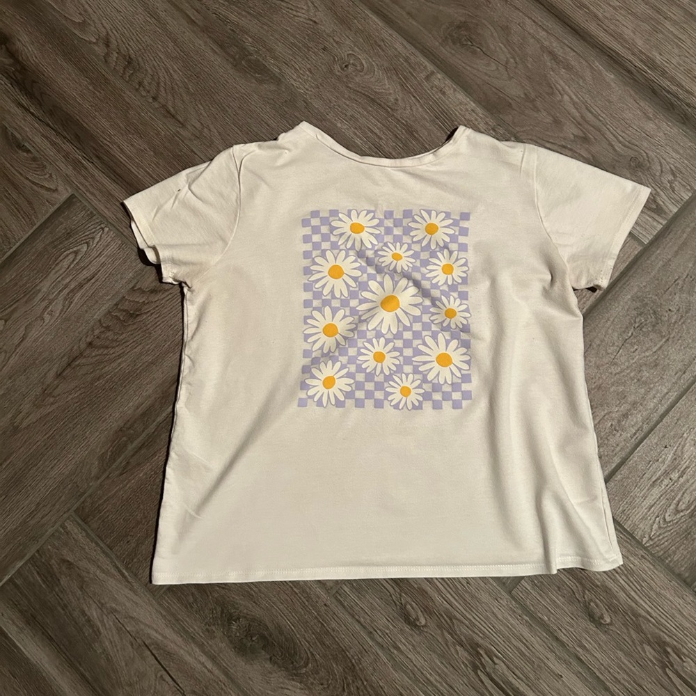 LE LIS | Women’s Daisy Checkered Short Sleeve T-Shirt